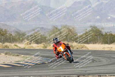 media/Dec-04-2025-Racers Edge (Thu) [[5ebc9f124d]]/3-B Group/1-Session 1 (Turn 7)/